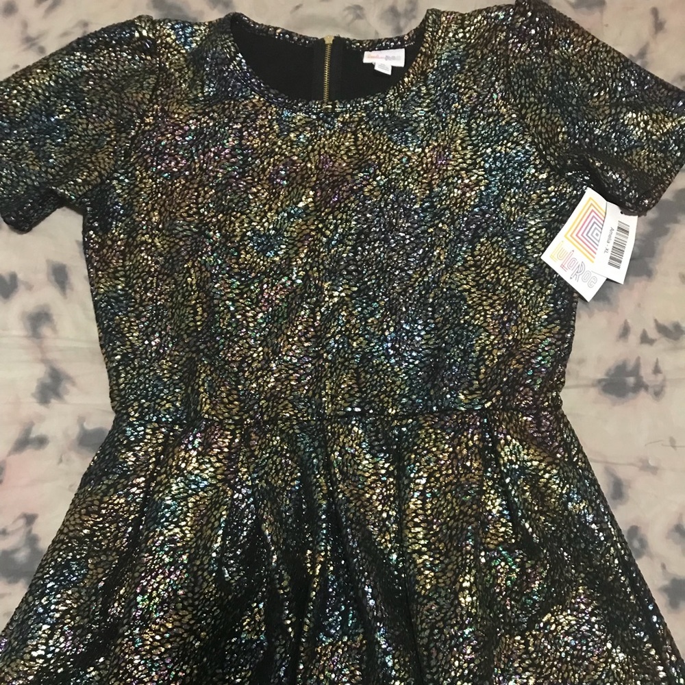 NWT LULAROE ELEGANT AMELIA
